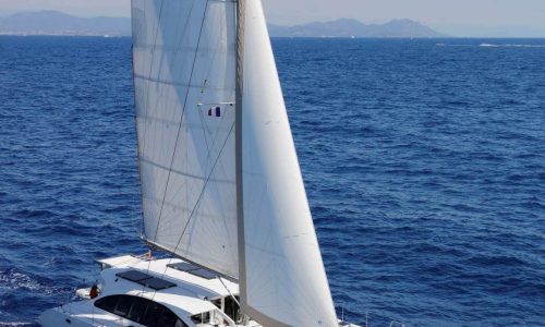 2559 - 1621346652-used-catamaran-for-sale-dh-550-multihull-network-fr-02