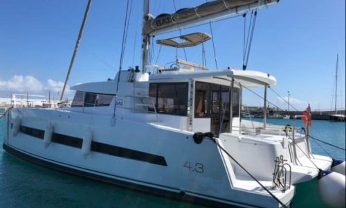 2717 - 1637842308-used-catamaran-for-sale-bali-43-multihull-network-fr-01