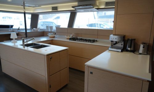 3804 - 1651589157-used-catamran-for-sale-victoria-67-multihull-network-fr-15